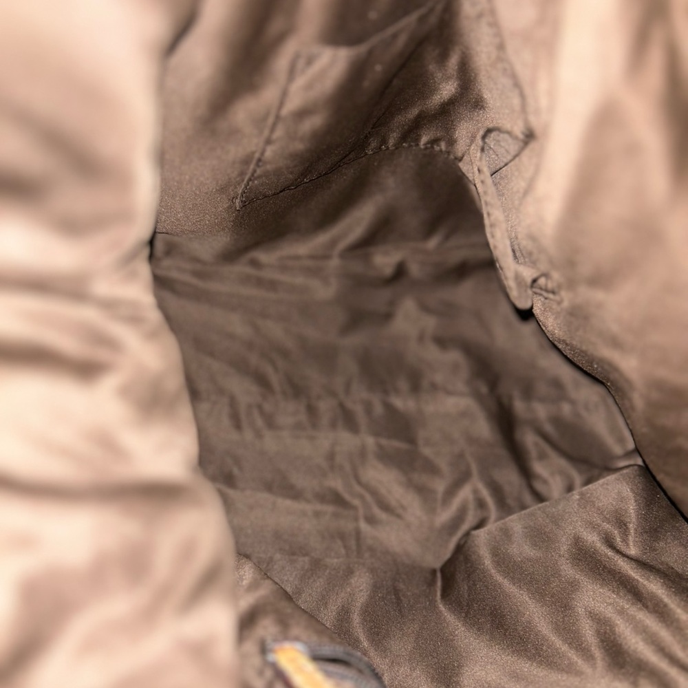 Gorgeous - Picture 6 of 6